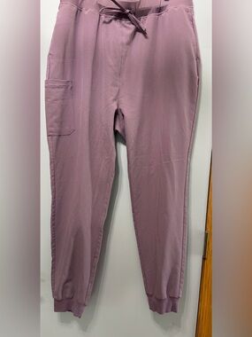 Sale! Mandala Cargo Jogger Scrub Pants in Dusty Mauve - Tall XL